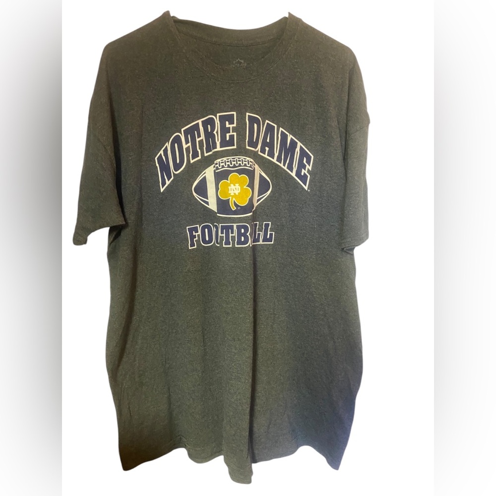 Notre dame elite fan short sleeve grey football tShirt men’s large 
Guc